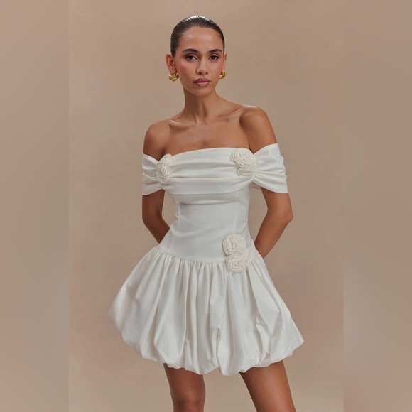 Meshki Dresses & Skirts - Meshki Giovanna Off-Shoulder mini dress NWT